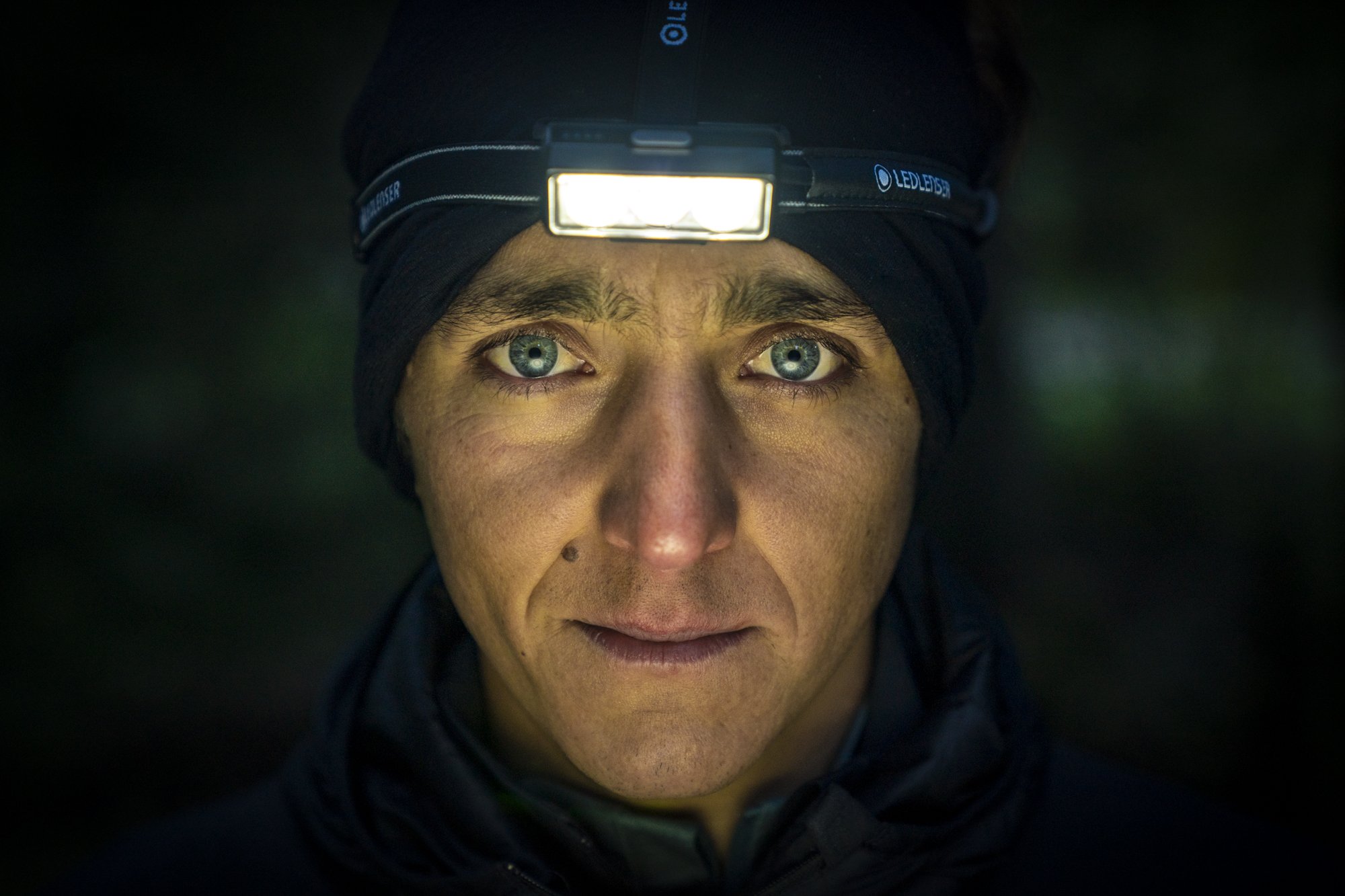 Quelle frontale pour un ultra ? Le test Ledlenser NEO9R Esprit Trail