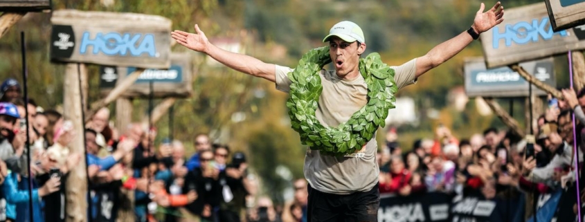 HOKA LES TEMPLIERS 2025-GRAND TRAIL-Arrivée-VAINQUEUR-Pierre Livache 1er scratch-3©Cyrille Quintard